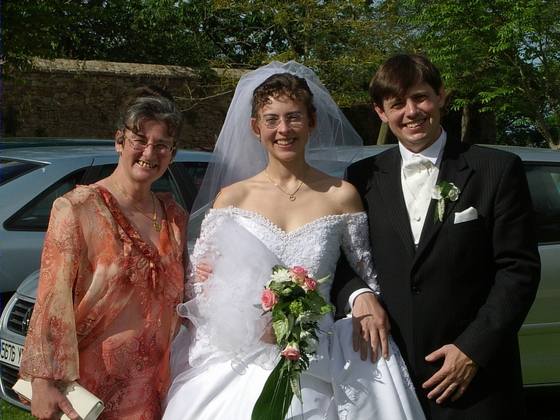 Wedding couple and Karine's mom
