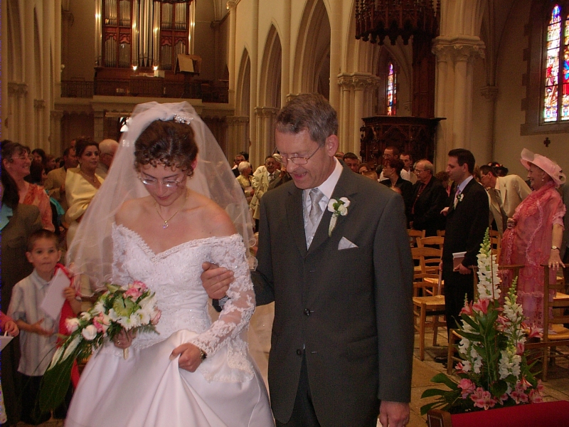 Karine and her dad enter the Church