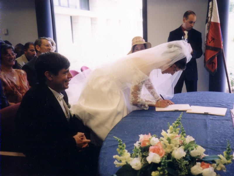 Karine signs official wedding papers