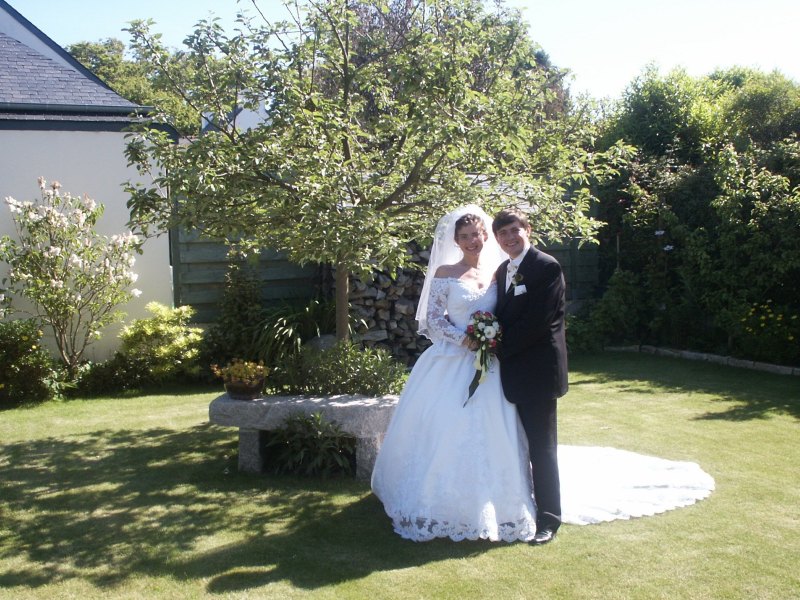 Karine and Eric in Karine's parents' garden