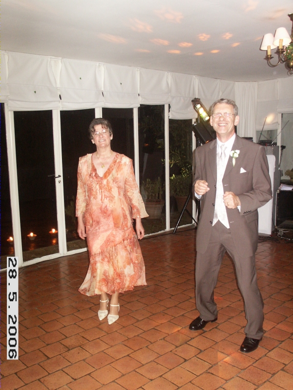 Karine's parents dance